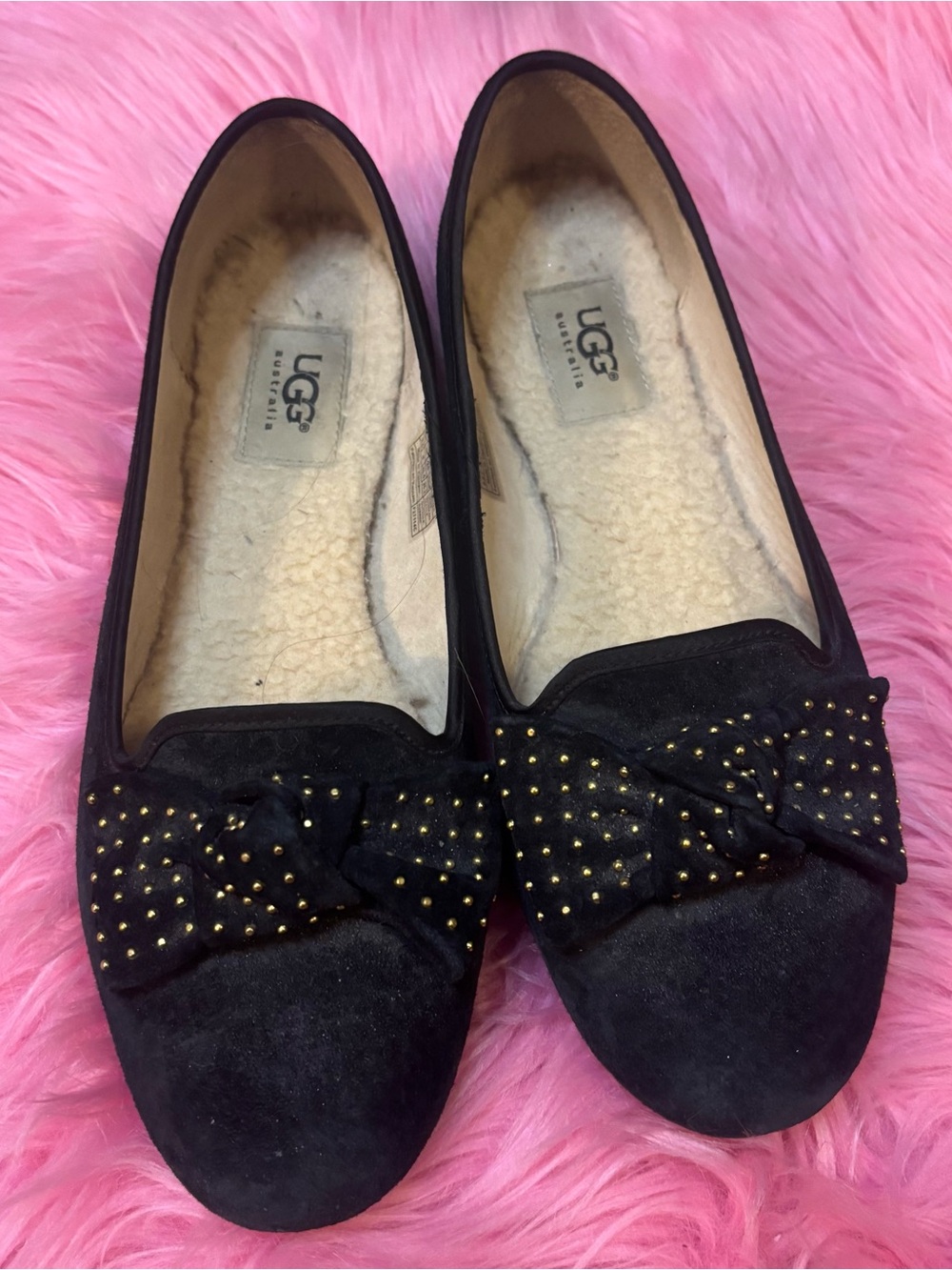 UGG Alloway black suede bow flats women’s 9.5